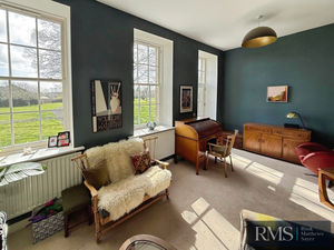 Photo 25- click for photo gallery